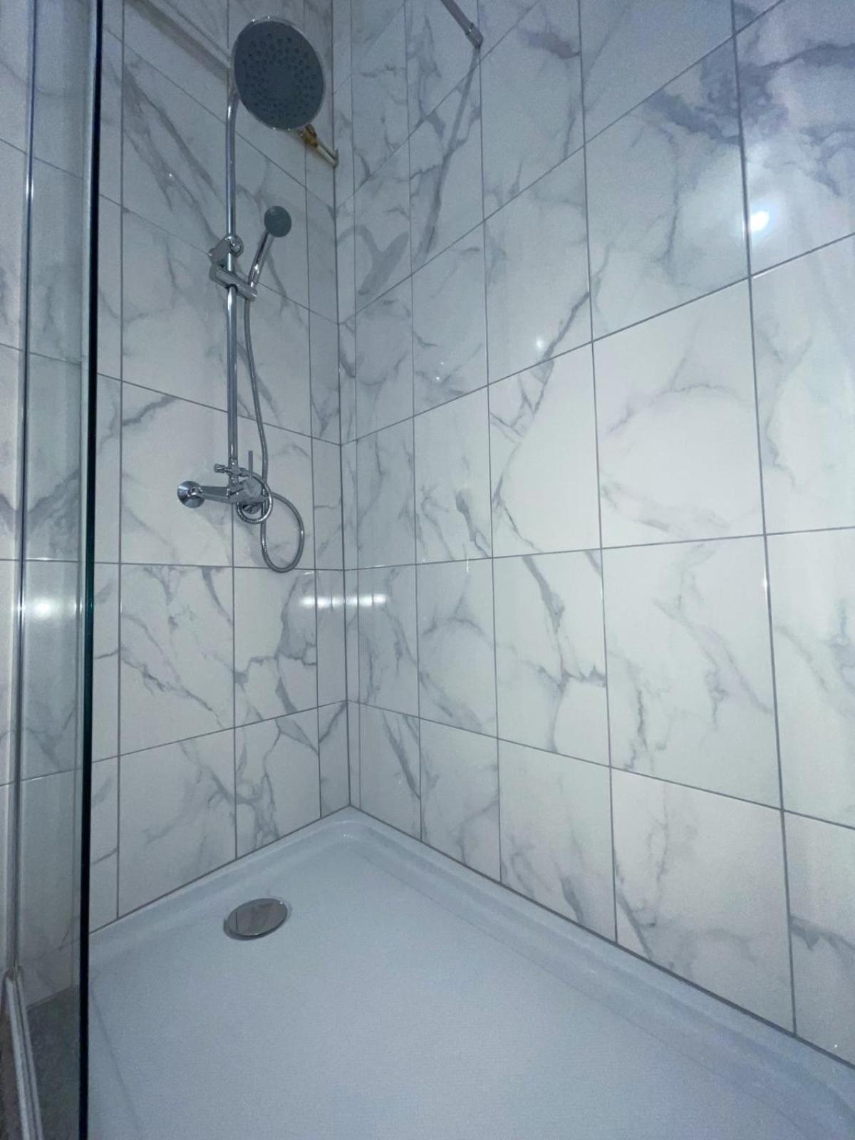 Magnifique Appartement Charmant T3 80M2 Parking Gratuit 罗塞姆 外观 照片